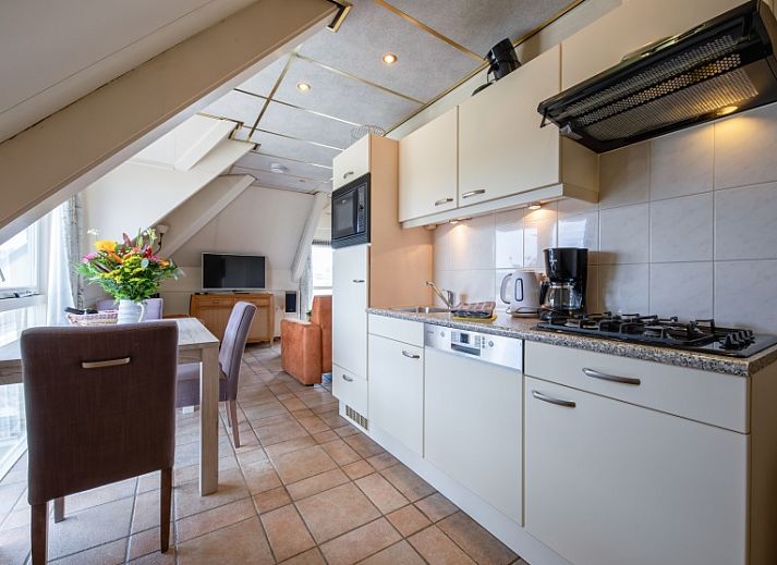 Luftaufnahme von Resort De Buteriggel - Appartement 0 in De Koog, Texel, Wadden Islands mit Blick auf den Strand.