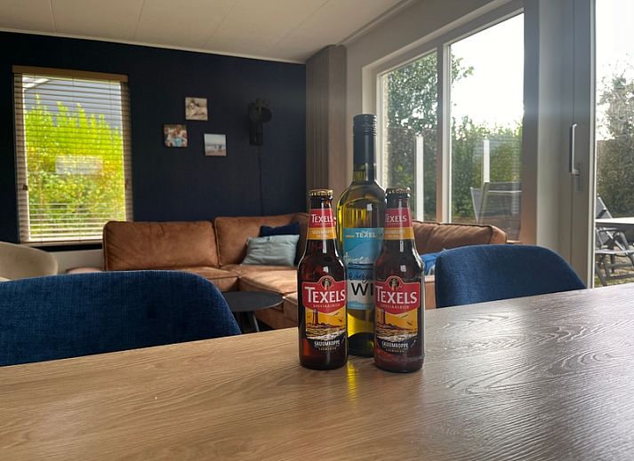 De Duinven vakantiehuis met zonnig terras in De Koog, Texel, ideaal voor ontspanning op de Waddeneilanden.
