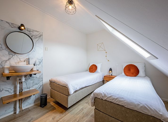 Windlust vacation home with sunny terrace in De Koog, Texel, Wadden Islands