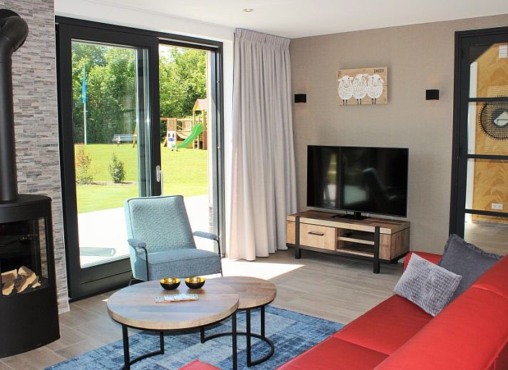 Vakantiewoning 6 Pers.Landhuis de Luxe Eldorado Texel in De Koog met moderne architectuur.