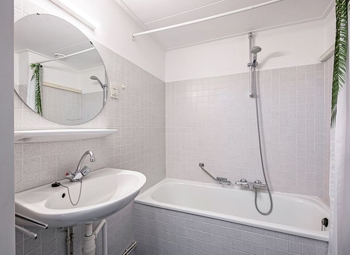 Helle Wohnung fuer zwei Personen in De Koog, Texel, erste Etage, modern eingerichtet und mit Balkon.