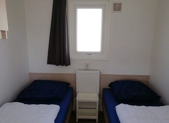 Chalet Bregkoog 47 'De Muy' on Texel. Vacation home with sunny terrace in De Koog, ideal for relaxation.