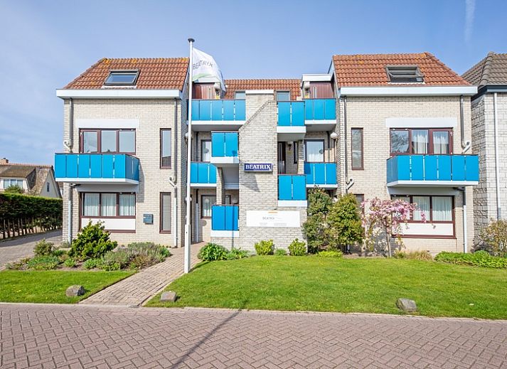 Cozy sitting area in Two persons apartment large - second floor, De Koog, Texel with modern furnishings.