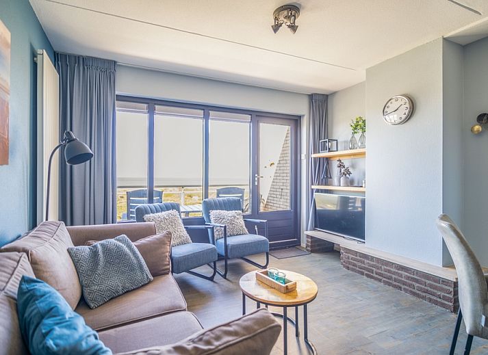 Gemuetliches Wohnzimmer mit Meerblick im Apartment Juliana 156 Zeezicht, De Koog, Texel.