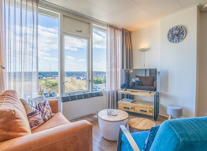 Moderne Kueche und Essbereich im Appartement Juliana 172 Eilandzicht, De Koog Texel, ideal fuer einen Urlaub auf den Watteninseln.