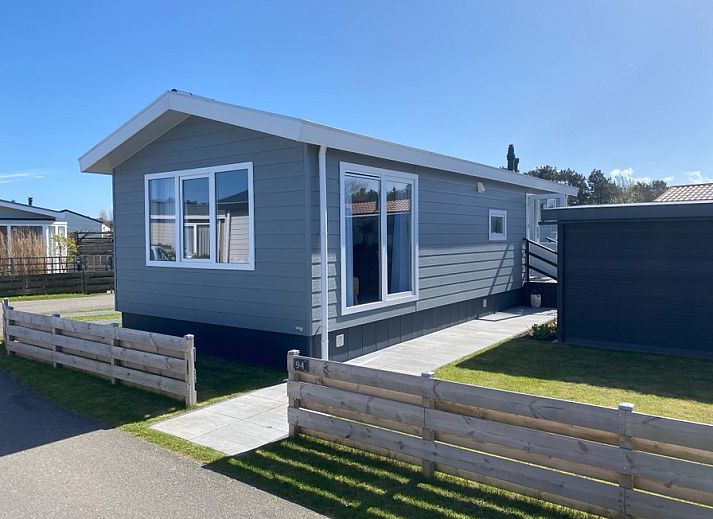 Chalet Bregkoog 94 in De Koog, Texel with modern exterior and garden on Chaletpark Bregkoog.