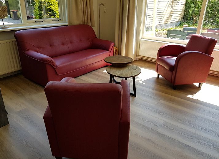 Front view of Bungalow 5100, vacation home in De Koog, Texel.