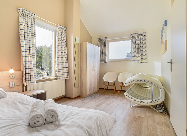 Guest house 0102503 - Bungalow Texel - Beach Park Texel | 6-persoons villa | 6L1