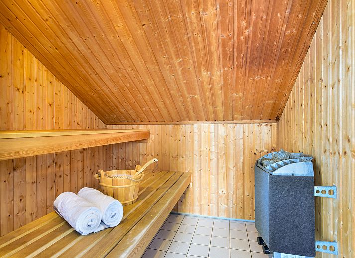 Guest house 0102503 - Bungalow Texel - Beach Park Texel | 6-persoons villa | 6L1