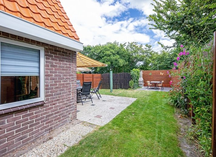 Karekiet Ferienhaus mit sonniger Terrasse in De Koog, Texel, Watteninseln.