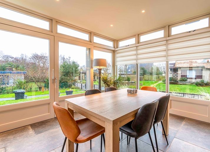 Blick auf die Terrasse des Huis ter Duin, Ferienunterkunft in De Koog, Texel.
