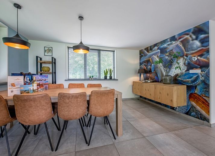 Vacation park Het Oude Dijkje - Vuurcoogh in De Koog, Texel with spacious garden and terrace for relaxation.