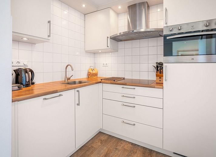 Cozy sitting area in Apartment Juliana 112 Zeezicht, De Koog, Texel with beautiful sea view.