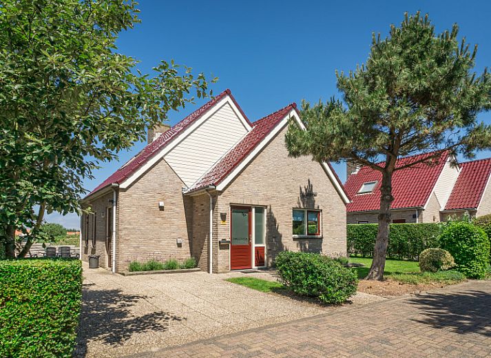 Villa 6 persons in De Koog, Texel offers a charming vacation home with a sunny terrace and green surroundings on the Wadden Islands.