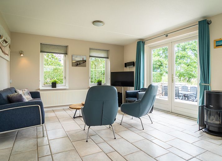 Villa 6 persons in De Koog, Texel offers a charming vacation home with a sunny terrace and green surroundings on the Wadden Islands.