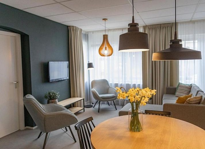 Wohnung fuer 4 bis 6 Personen in De Koog, Texel mit modernem Aeusseren und Balkon, ideal fuer Ferien auf den Watteninseln.