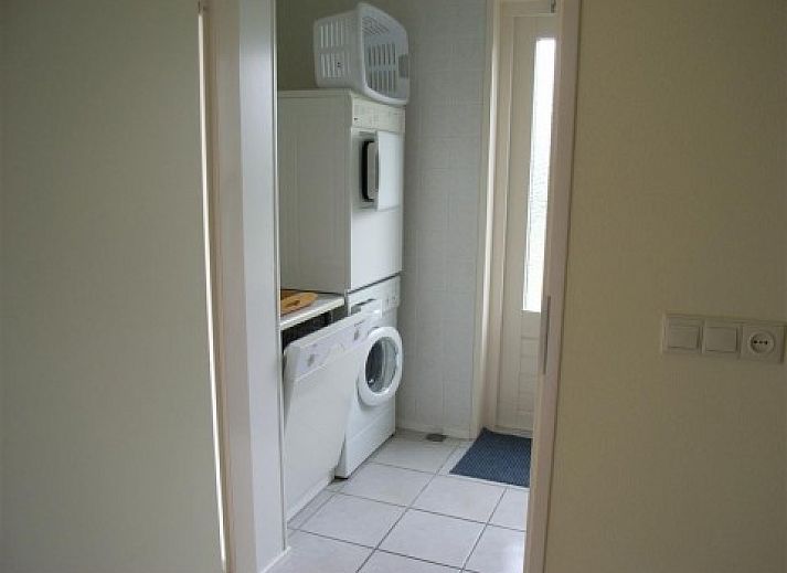 Gemtliches Wohnzimmer in Stappeland 201, De Koog, Texel mit komfortabler Sitzecke.