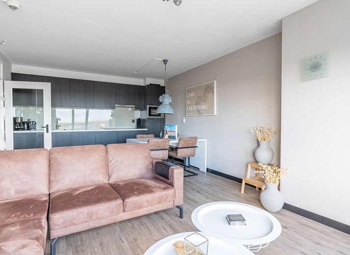 Wohnzimmer mit Panoramablick in Apartment Juliana 174 Eilandzicht, De Koog, Texel.