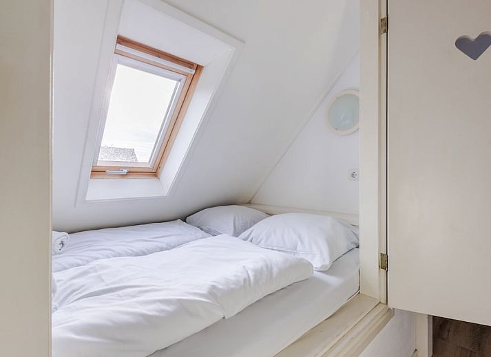 Ontspannende sauna in T6AB Comfort bungalow, De Koog, Texel. Geniet van luxe wellness op de Waddeneilanden.