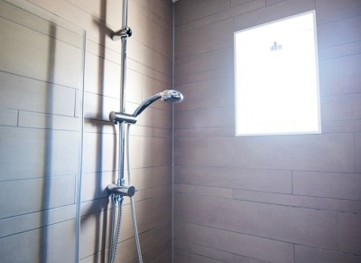 Villa 3, vacation home in De Koog Texel, with sunny terrace and green garden.