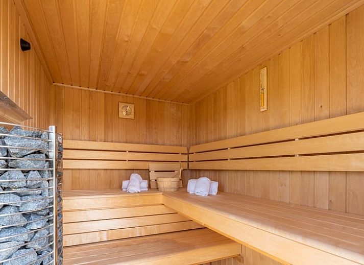 Dining area with lots of light in Holiday home in De Koog Texel, offers a beautiful view of the Wadden Islands.