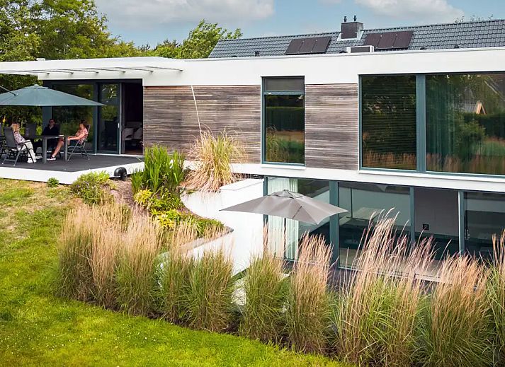 Unterkunft 0102737 - Ferienhaus Texel - Luxe villa met privé zwembad 1-6p