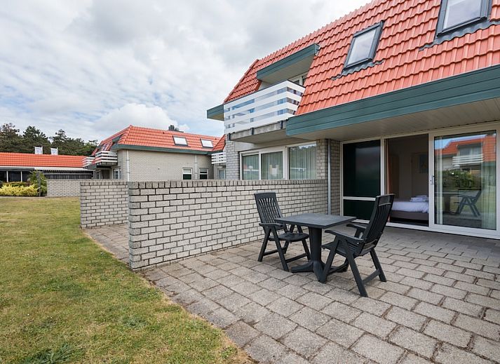 Binnenruimte van A Studio 2 comfort in De Koog, Texel. Gezellig appartement met kitchenette en eethoek, ideaal voor een ontspannen vakantie.