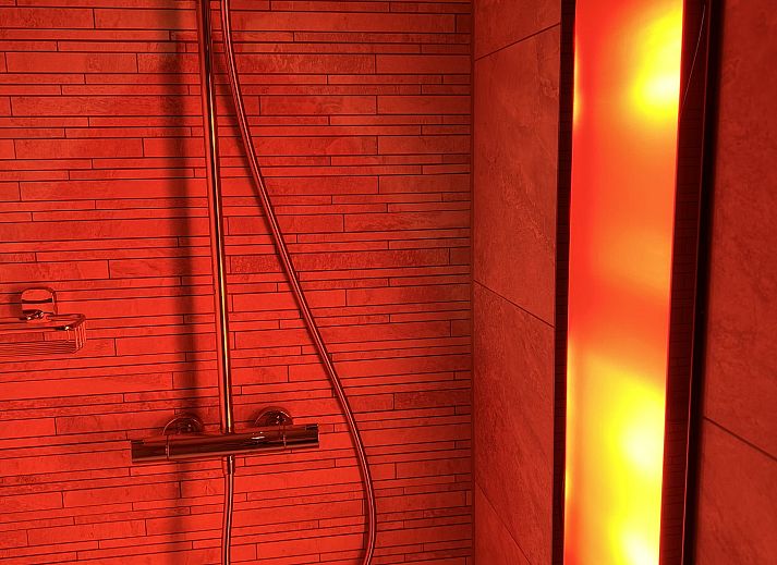 Moderne keuken in 't Stulpje vakantiehuis De Koog Texel met keukenapparatuur.