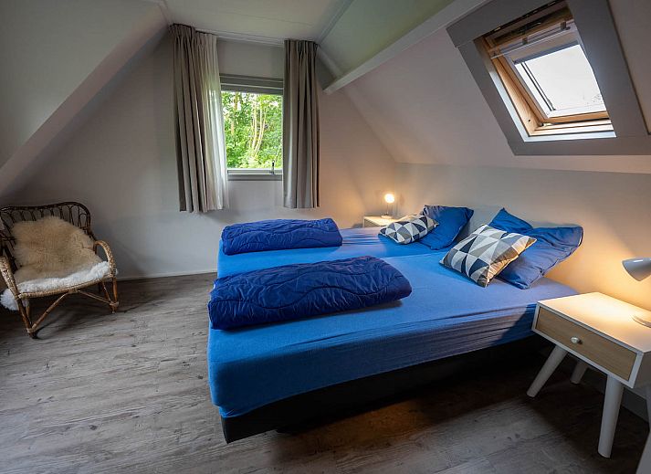 Moderne keuken in 't Stulpje vakantiehuis De Koog Texel met keukenapparatuur.