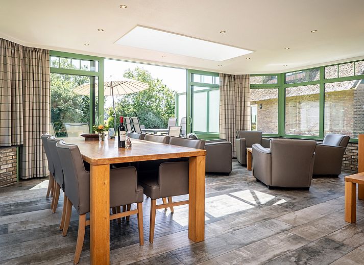 Guest house 0102965 - Holiday property Texel - Het Buitenhof villa 53 met serre