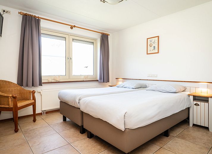 Guest house 0102965 - Holiday property Texel - Het Buitenhof villa 53 met serre