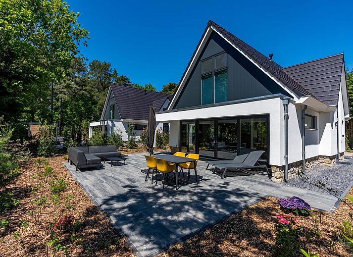 Grauweihen-Ferienhaus mit modernem Garten in Den Burg, Texel.