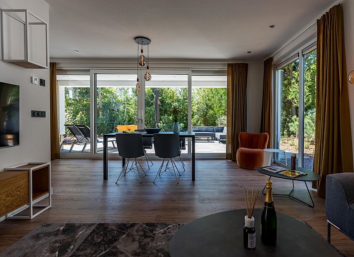 Grauweihen-Ferienhaus mit modernem Garten in Den Burg, Texel.