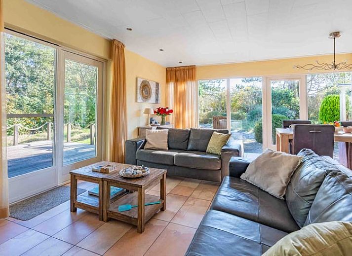 Charmantes Ferienhaus Cottage in Den Burg mit Reetdach im gruenen Texel, Watteninseln.