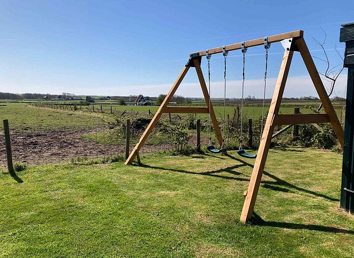 Spielgeraete im NH196 Ferienhaus in Den Burg, Texel.