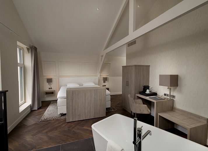 Guest house 0104221 - Holiday property Texel - Tweepersoons Luxe Kamer Badkamer 'en suite' -
