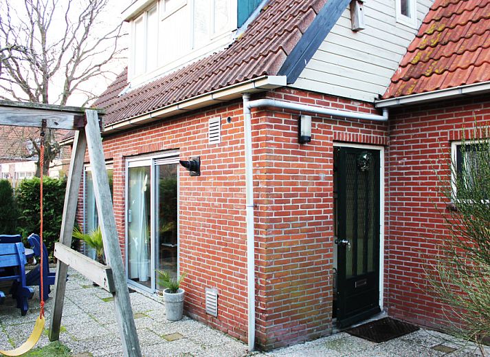 Guest house 010459 • Holiday property Texel • Vakantiehuis 8100