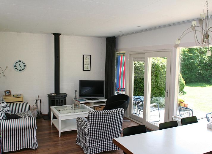 Guest house 010461 - Holiday property Texel - Vakantiehuis in Den Burg mit Möblierter Terrasse