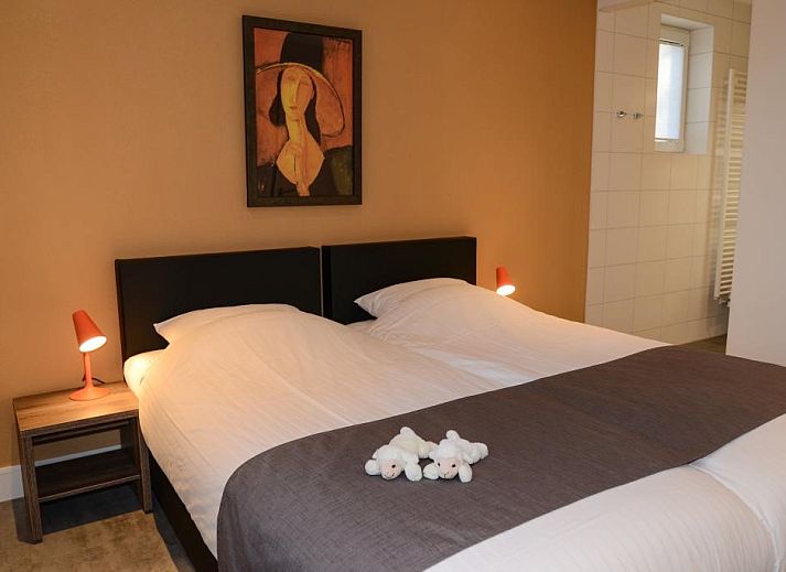 Zandkes accommodation in Den Burg Texel with spacious terrace and green surroundings.