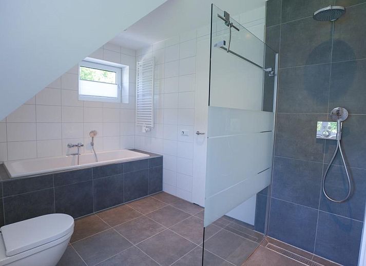 Zandkes vacation home with elegant design in Den Burg Texel on the Wadden Islands.