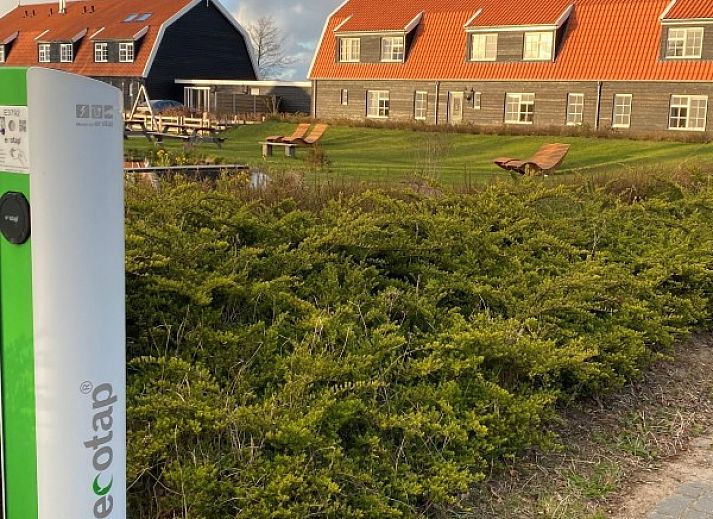 Ontbijtzaal in Groepsverblijf Nieuw Leven Texel, Den Burg, vakantiehuis op de Waddeneilanden met gezellige sfeer.