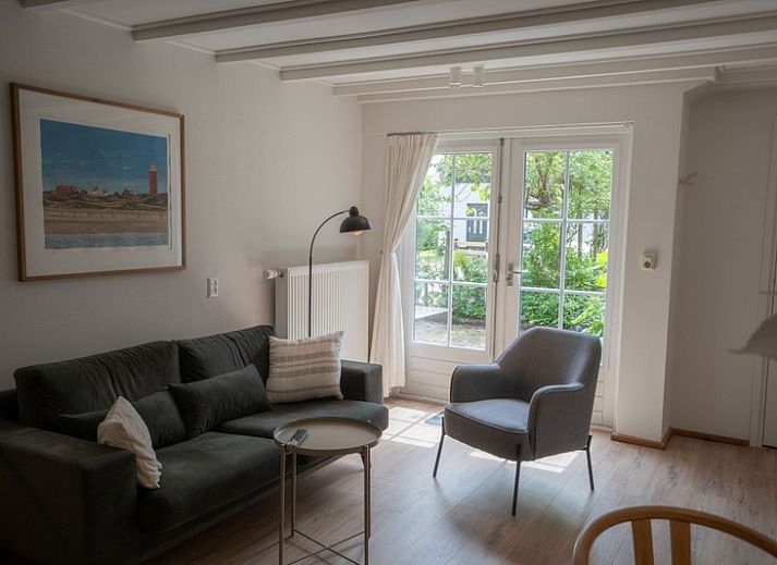 Cozy terrace at Ants Nest vacation home in Den Hoorn Texel, ideal for relaxation.