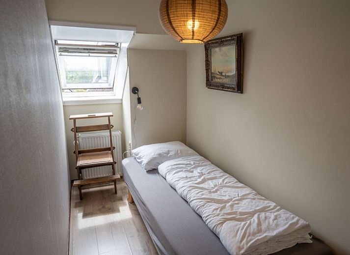 Beautiful beach landscape near Ants Nest vacation home in Den Hoorn Texel, perfect for nature lovers.