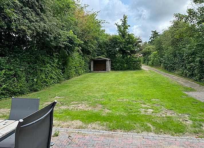 Rustikales Ferienhaus in Oosterend, Texel mit grossem Garten und Terrasse, ideal fuer Entspannung auf den Watteninseln.