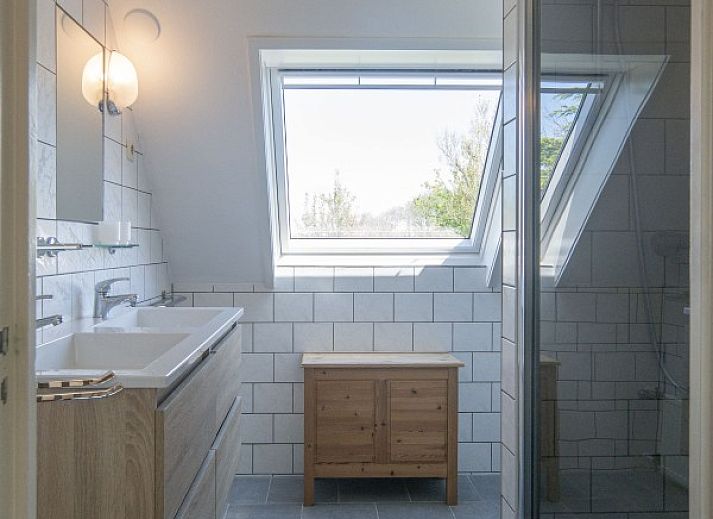 Esszimmer mit Aussicht im Ferienhaus Nieuwlanderweg 69, De Koog, Texel, Waddeninseln.