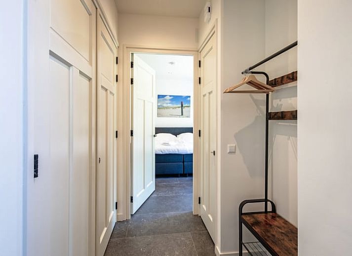 Vakantiehuis in Oosterend, Texel biedt een ruime en uitnodigende leefruimte voor ontspanning.