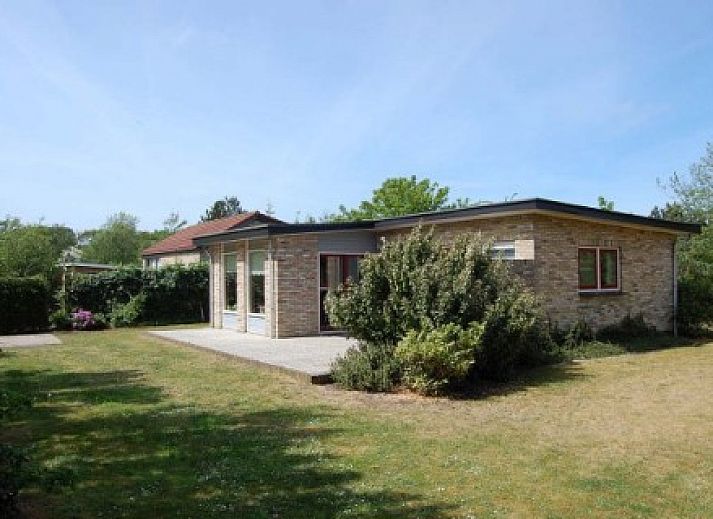 Hoogelandt 10 - Awali-Ferienhaus in De Koog Texel mit sonnigem Garten und Terrasse.