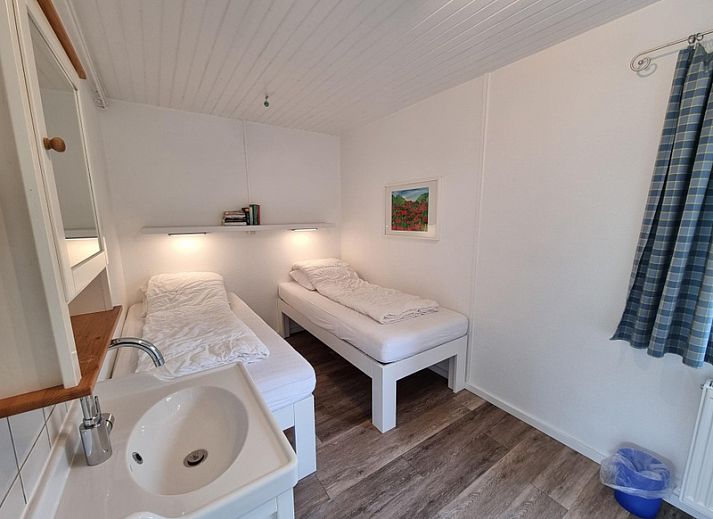 Geniet van de groene omgeving bij Bungalowpark 't Hoogelandt - Vakantiehuis 'Jubefe' in De Dennen, Texel.