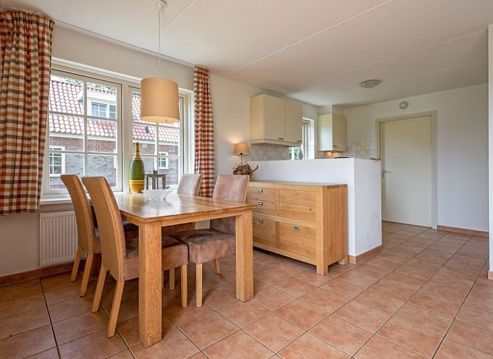 't Mienthuis - De Jonker, vacation home in De Dennen, Texel with spacious garden and terrace, ideal for nature lovers on the Wadden Islands.