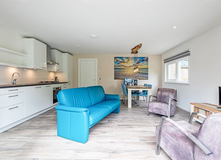 Bungalowpark Uterste Coogh - Bungalow 82 - De Luwte with green garden in De Dennen, Texel, Wadden Islands.